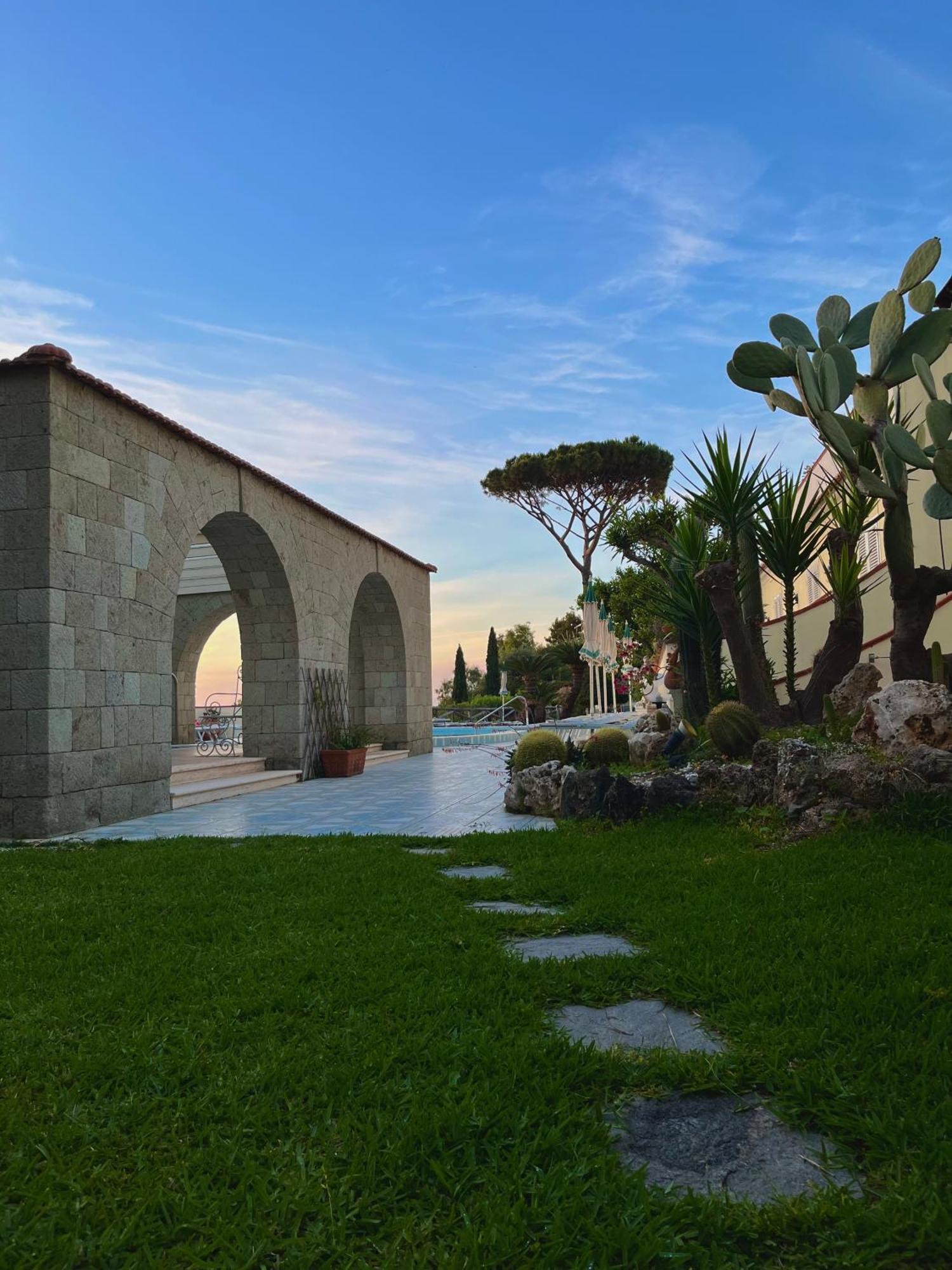 Resort Villa Flavio Casamicciola Terme Exterior foto