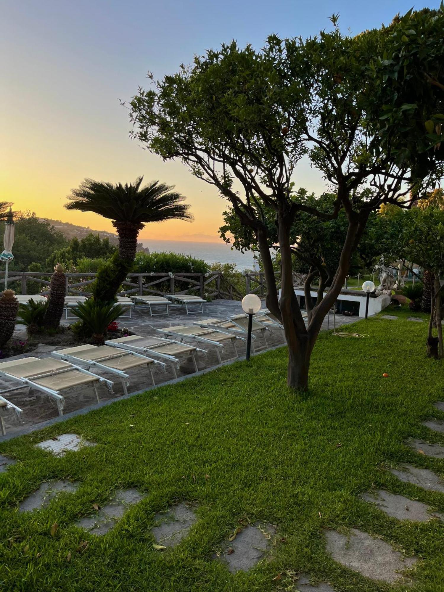 Resort Villa Flavio Casamicciola Terme Exterior foto